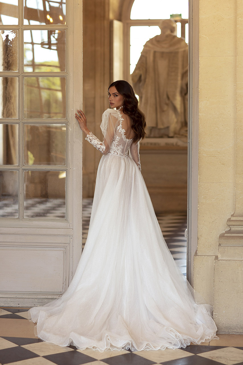 Булчинска рокля от сватбен бутик The Wedding Residence в София