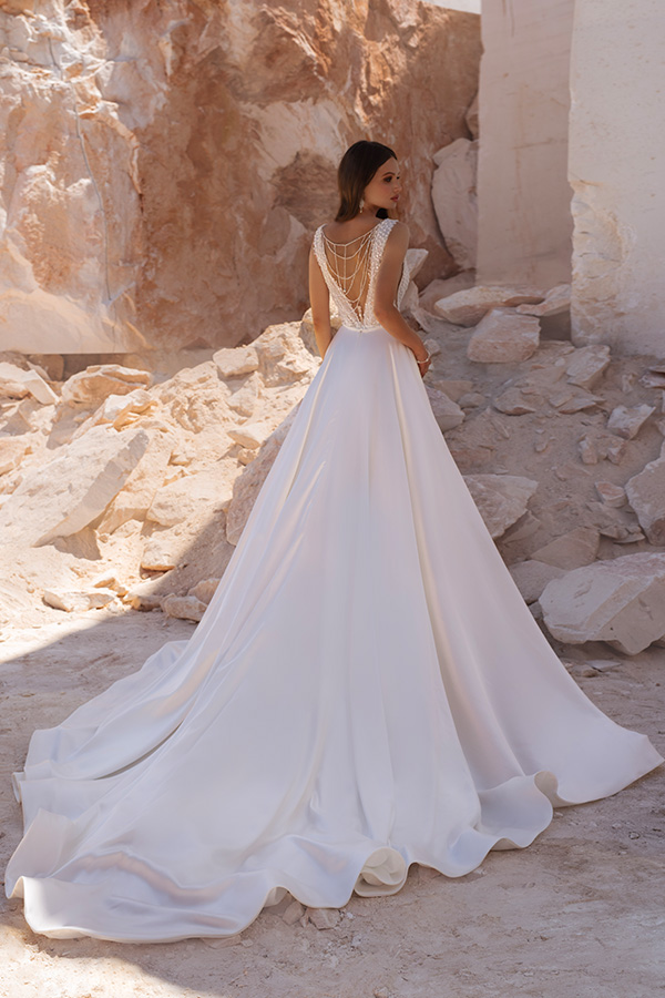 Булчинска рокля от сватбен бутик The Wedding Residence в София