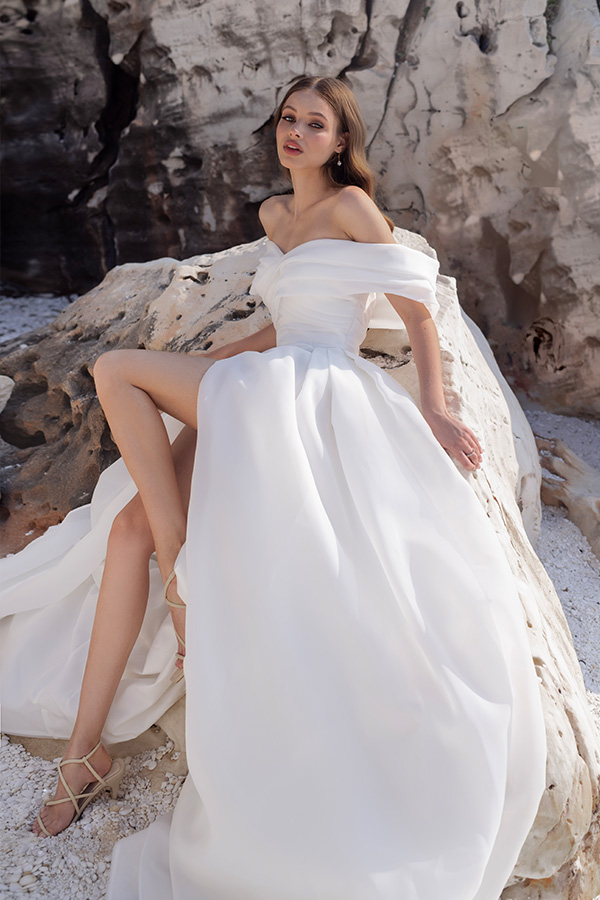 Булчинска рокля от сватбен бутик The Wedding Residence в София