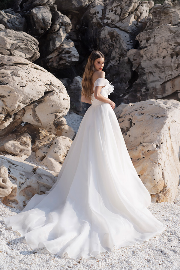 Булчинска рокля от сватбен бутик The Wedding Residence в София