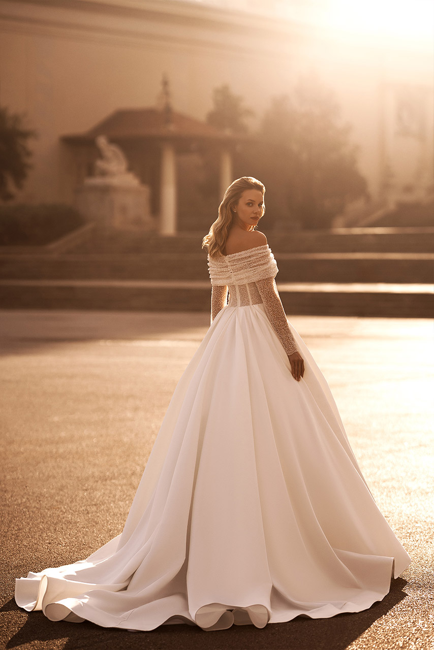 Булчинска рокля от сватбен бутик The Wedding Residence в София
