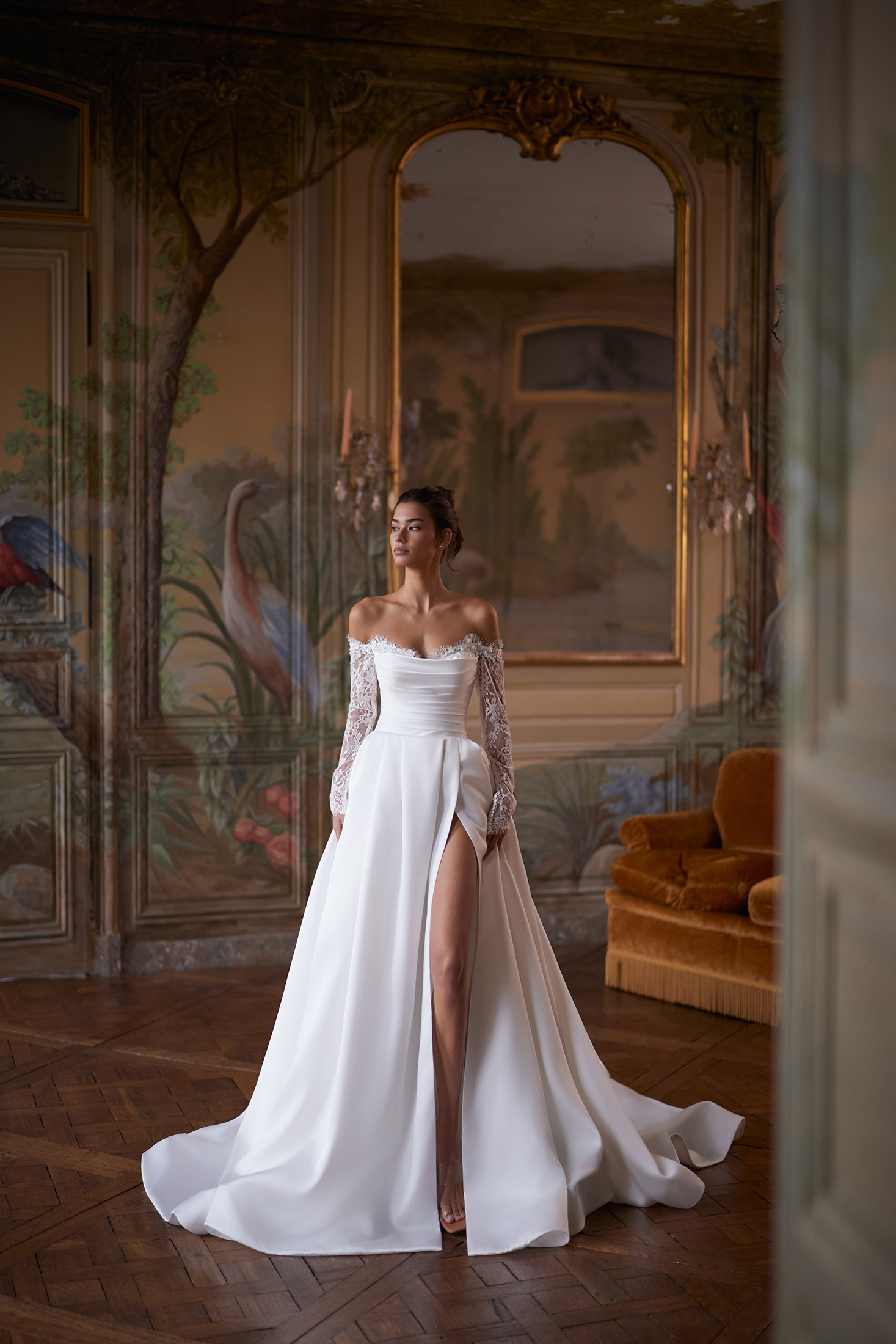 Сватбени рокли Aria Bride от магазин за булчински рокли София